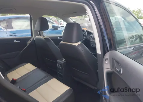 2016 Volkswagen Tiguan S from USA, damaged, VIN WVGAV7AX9GW525250